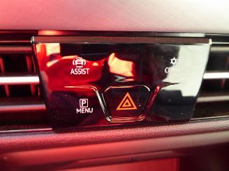 Volkswagen Golf VIII Lim. Life eTSI picture 22