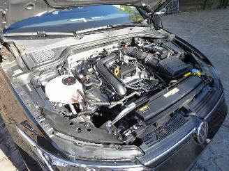 Volkswagen Golf VIII Lim. Life eTSI picture 28