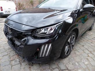 Peugeot 208 Hybrid 100 Allure picture 2
