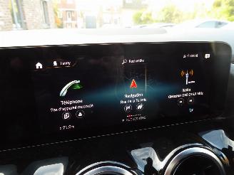 Mercedes GLA 250 e picture 21