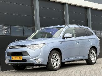Mitsubishi Outlander 2.0 PHEV Instyle Leer Dak Camera picture 1