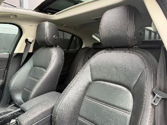 Jaguar XE 2.0 D R-Sport  Dak Leer Euro-6 picture 8