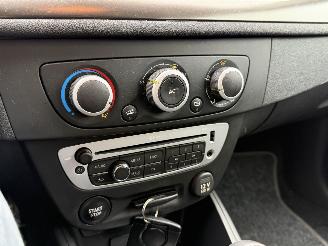 Renault Mégane 1.5 dCi Expression picture 7