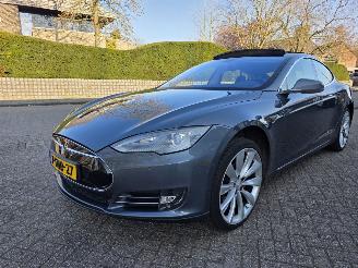 uszkodzony samochody osobowe Tesla Model S 85 Performance Free Supercharging 7-PERS 2014/3