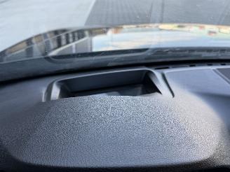 BMW 3-serie 330d M-Pakket Head-Up Dak Leer picture 15