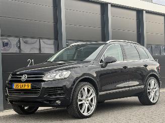 occasion passenger cars Volkswagen Touareg 3.0 TDI Xenon Leer Camera PDC 2010/4