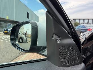Volvo V-60 2.4 D6 AWD Plug-In Hybrid R-Design picture 10