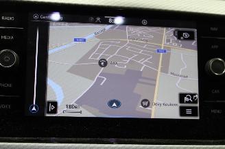 Volkswagen T-Cross  picture 12