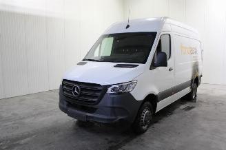 Auto incidentate Mercedes Sprinter  2023/5