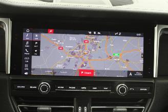Porsche Macan  picture 14