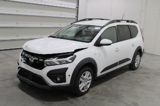 damaged passenger cars Dacia Jogger  2024/3