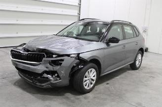 damaged passenger cars Skoda Kamiq  2024/6