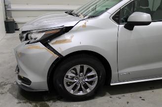 Toyota Sienna  picture 5
