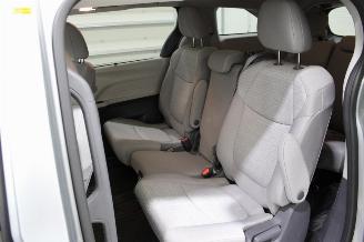 Toyota Sienna  picture 10