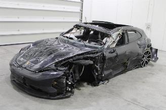 Porsche Taycan  picture 1