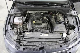 Volkswagen Golf  picture 19