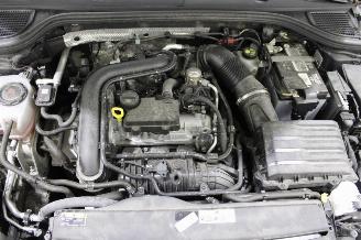 Volkswagen Golf  picture 14