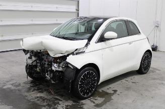 Damaged car Fiat 500  2022/9