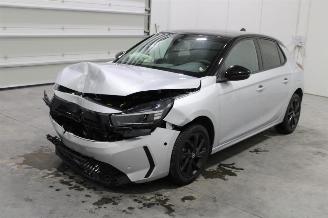 damaged passenger cars Opel Corsa  2024/8