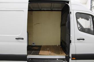 Mercedes Sprinter  picture 20