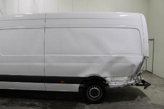 Mercedes Sprinter  picture 8