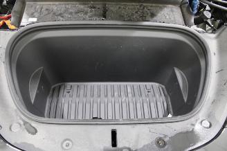 Tesla Model Y  picture 14