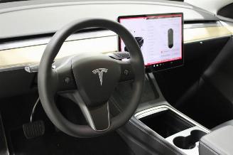 Tesla Model Y  picture 8