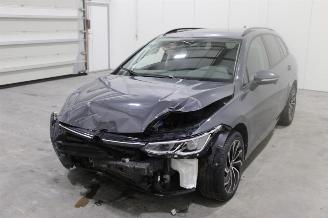 Schadeauto Volkswagen Golf  2023/4
