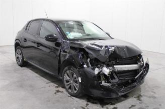 Peugeot 208  picture 2