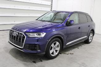 Audi Q7  picture 1