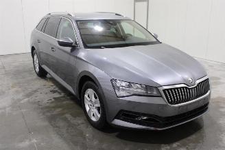 Skoda Superb  picture 2