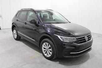 Volkswagen Tiguan  picture 2