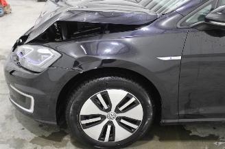 Volkswagen Golf  picture 5