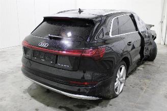 Audi E-tron  picture 3