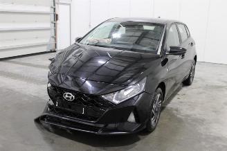 uszkodzony samochody osobowe Hyundai I-20 i20 2023/5