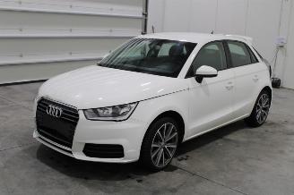 Schadeauto Audi A1  2017/5