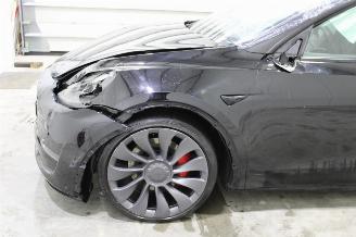 Tesla Model Y  picture 9