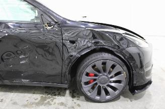 Tesla Model Y  picture 7