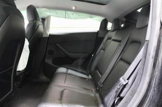Tesla Model Y  picture 13