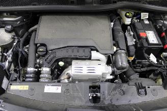 Peugeot 2008  picture 14