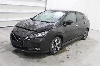 Vaurioauto  passenger cars Nissan Leaf  2018/10