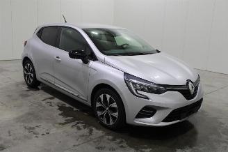 Renault Clio  picture 2