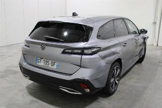 Peugeot 308  picture 3