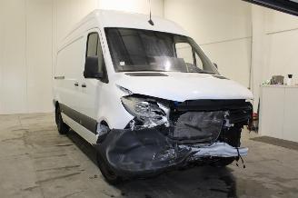 Mercedes Sprinter  picture 2