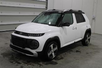 damaged passenger cars Hyundai Inster  2025/3