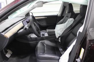 Tesla Model Y  picture 11