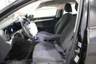 Volkswagen Golf  picture 9