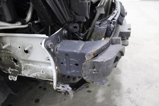 Volkswagen T-Roc  picture 8