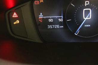 Peugeot 308  picture 12