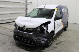 Damaged car Renault Express  2024/3